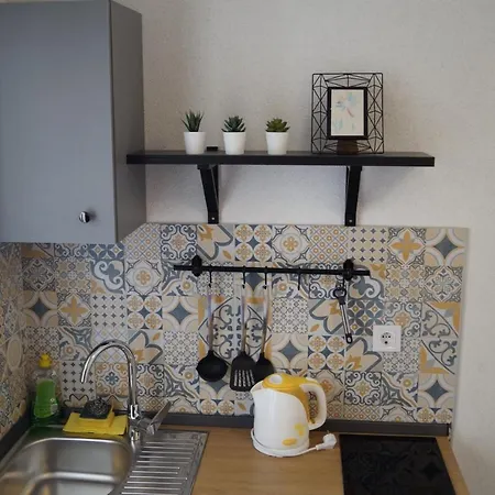 Apartments Mario With Private Parking Makarska Exterior photo