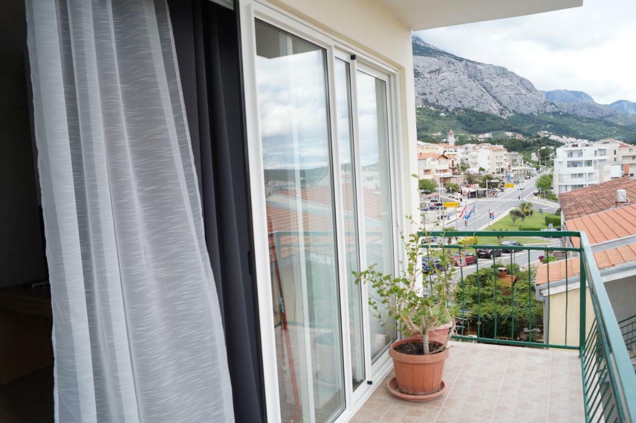 Apartment Mario With Private Parking Makarska