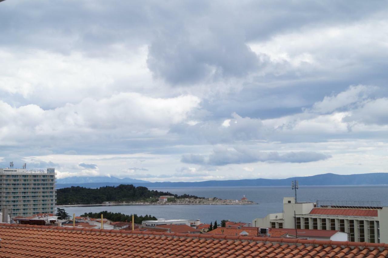 Mario With Private Parking Makarska